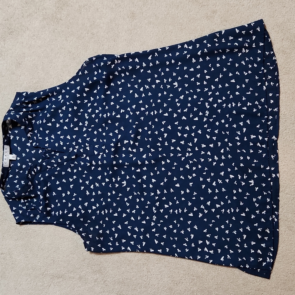 Chaus Sleeveless V-Neck Blouse Blue/White - Medium